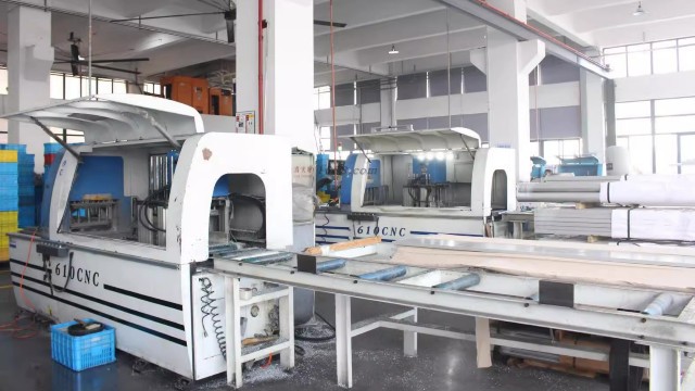 從鋁材到成品：蘑菇视频免费版在线观看版衛浴的精密製造，藏著怎樣的極致追求？